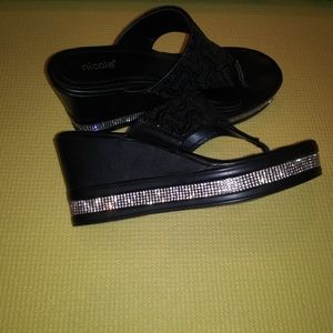 Black Nicole Bling Wedge Flip Flop Sz. 8